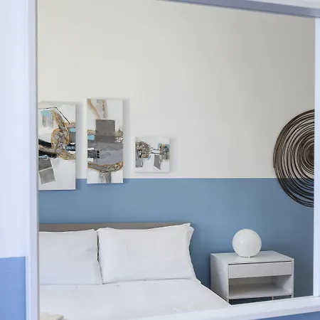 Italianway - Napo Torriani 5 * Mediolan